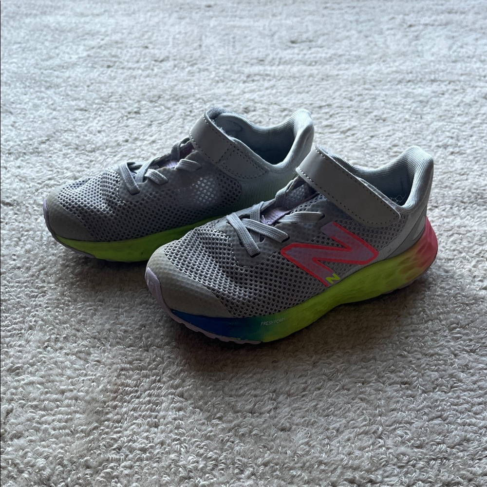 New Balance Kids' Gray Sneakers with Multicolor Sole